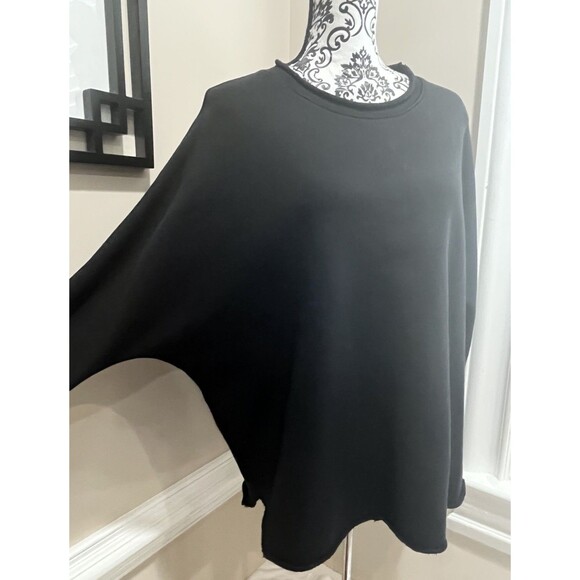 Frank & Eileen Anna Long Sleeve Triple Fleece Capelet Top Med Black Minimalist - Picture 5 of 15